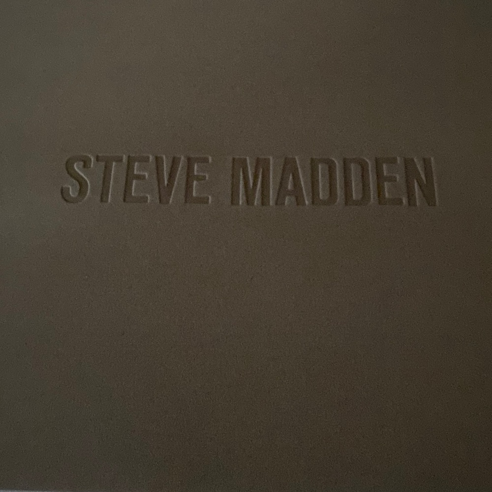 Steve Madden Sneakers